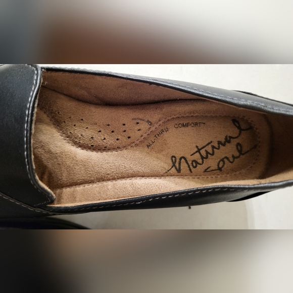 Womens shoes - Picture 4 of 6